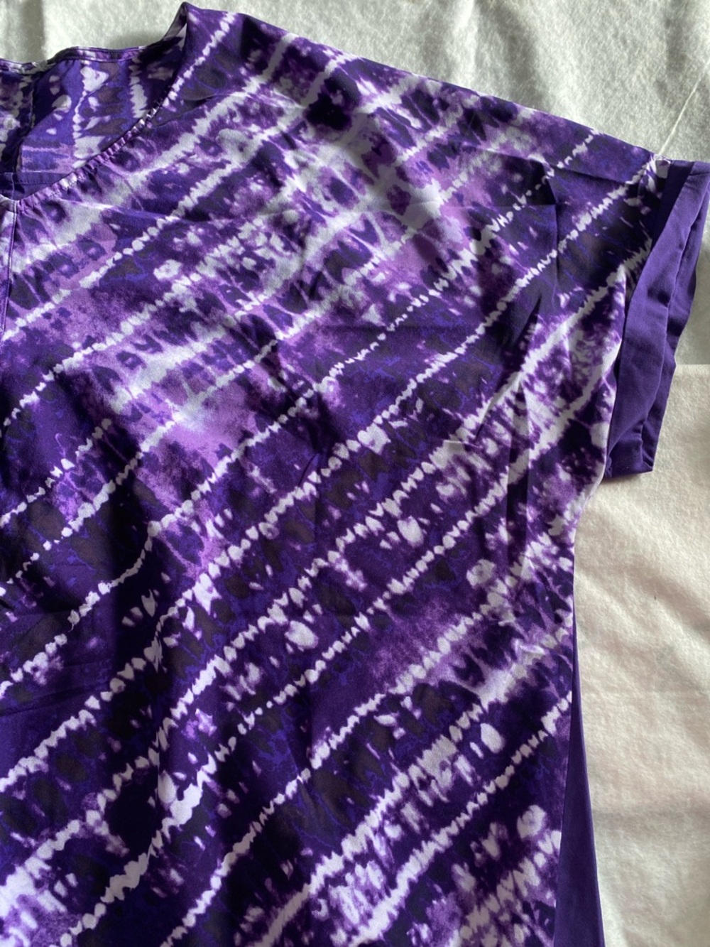 Vibrant Purple Tie-Dye V-Neck Tunic No Tag APAP 32”Close to 3X Light Weigth - Picture 9 of 13